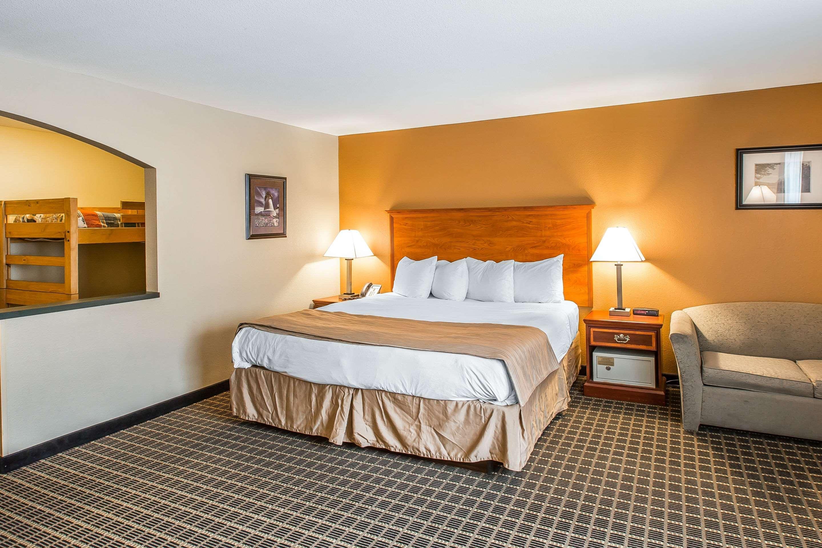 Quality Inn & Suites On The River Glenwood Springs Exteriör bild