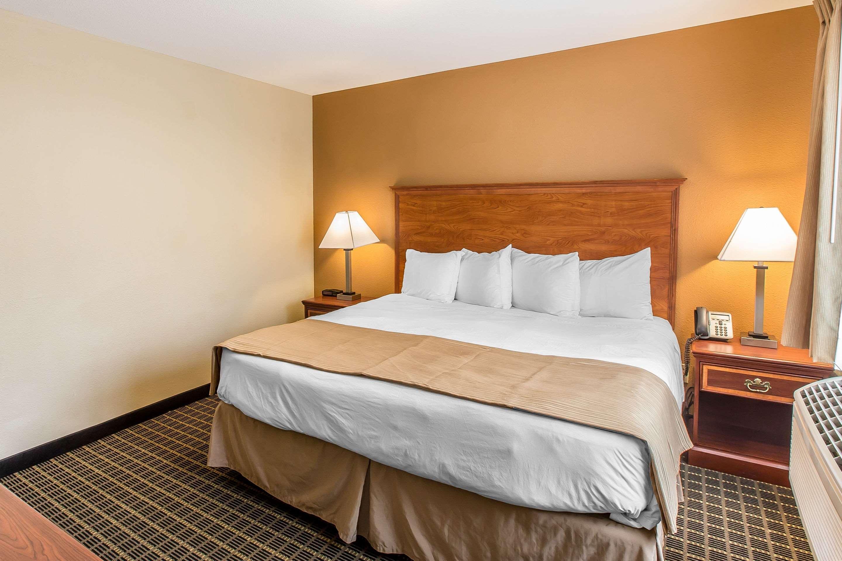 Quality Inn & Suites On The River Glenwood Springs Exteriör bild