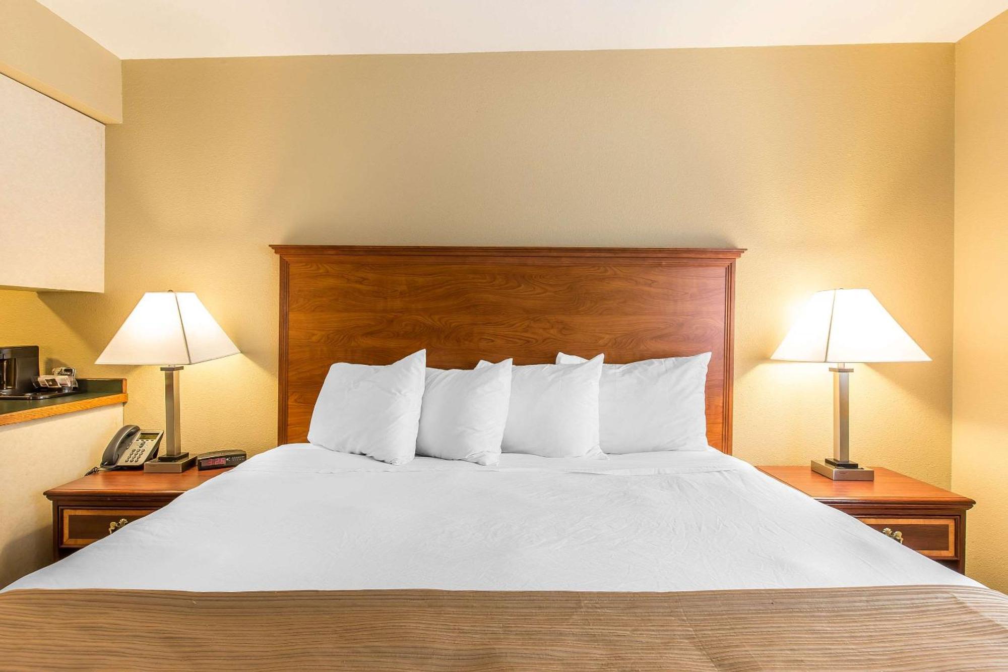 Quality Inn & Suites On The River Glenwood Springs Exteriör bild